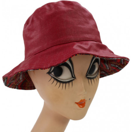 Chapeau de pluie rouge revers motif ethnique