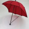 Parapluie bandoulière forme casquette rouge Parapluie bandoulière forme casquette rouge