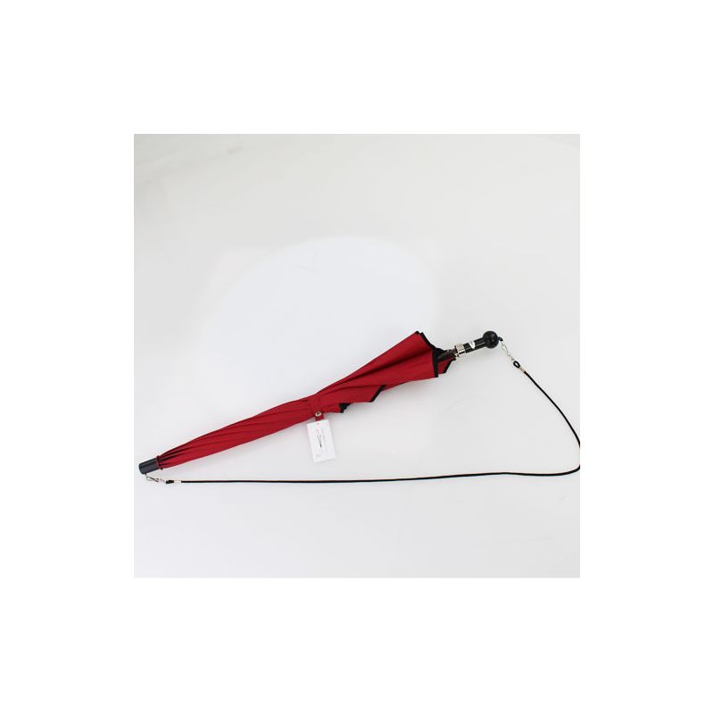 Parapluie bandoulière forme casquette rouge