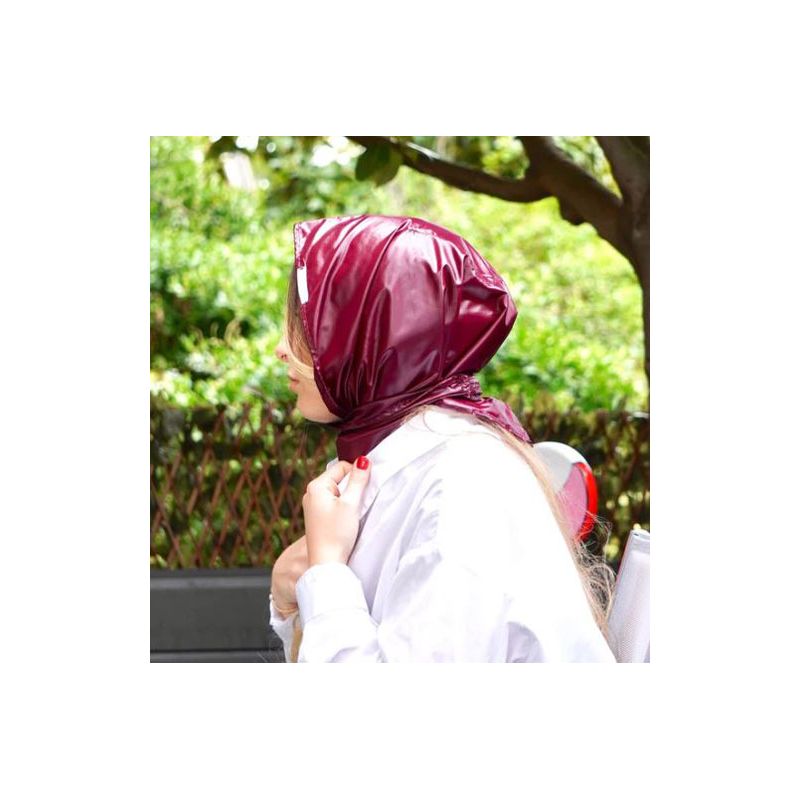 Capuche de pluie couleur prune