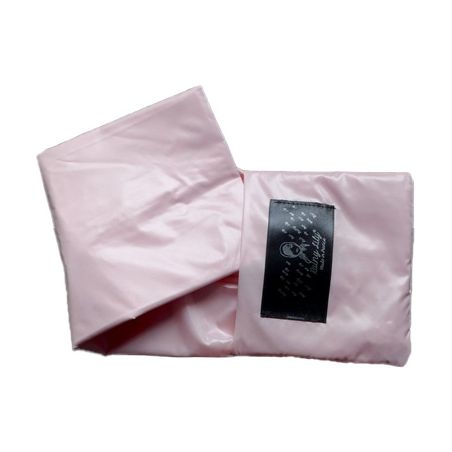 Capuche de pluie en rose