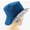 Chapeau de pluie bleu outremer revers floral