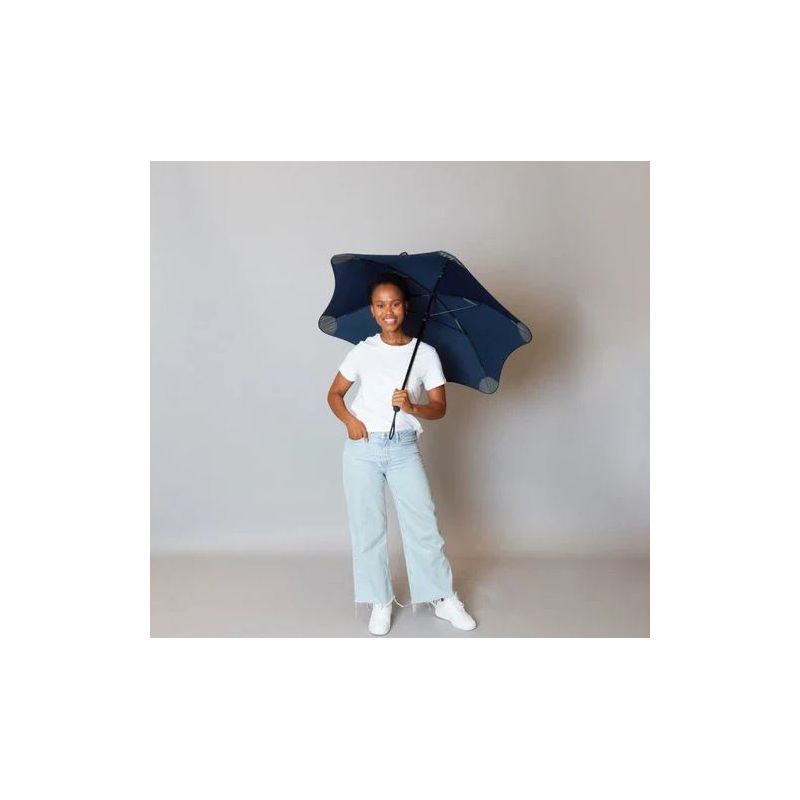 Parapluie anti vent Blunt coupe bleu marine