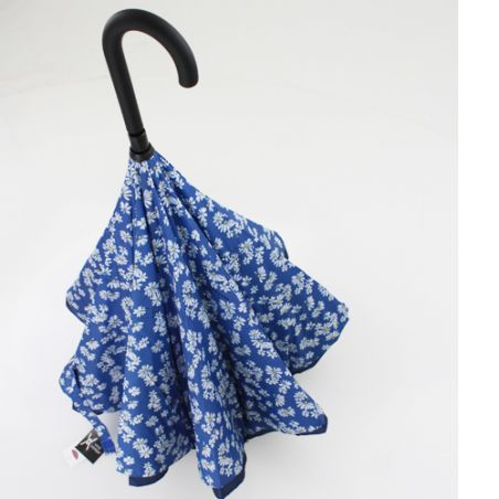 Parapluie inversé bleu motif fleuri