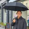 Parapluie pliant noir poignée bambou marque anglaise