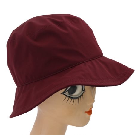Chapeau de pluie couleur bordeaux pour femme