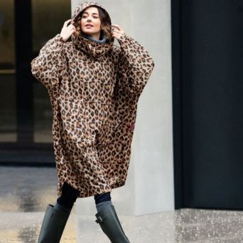 Poncho imperméable marron léopard