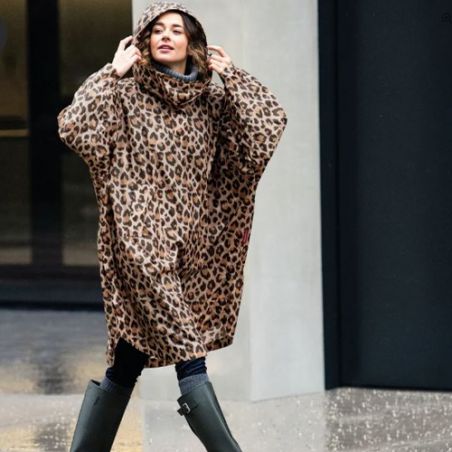 Poncho imperméable marron léopard