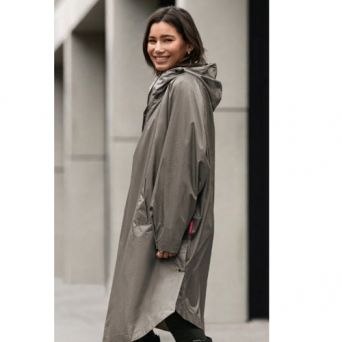 Poncho anti pluie couleur ficelle pour femme